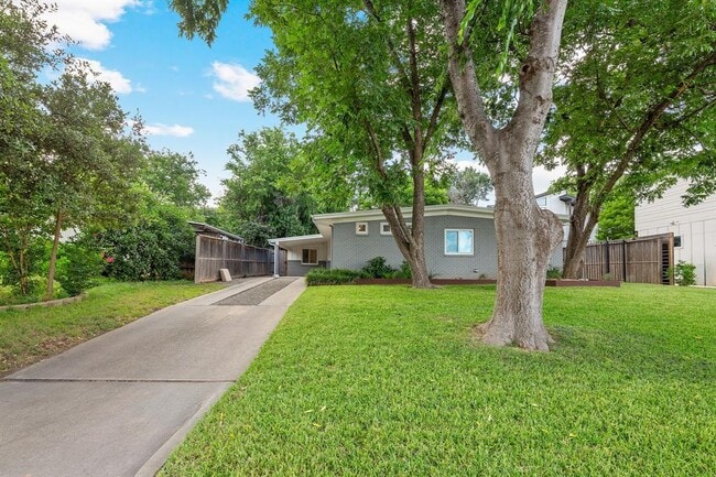 property at 2309 Newfield Ln