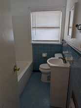 1814 Davis St in Taylor, TX - Building Photo - Building Photo