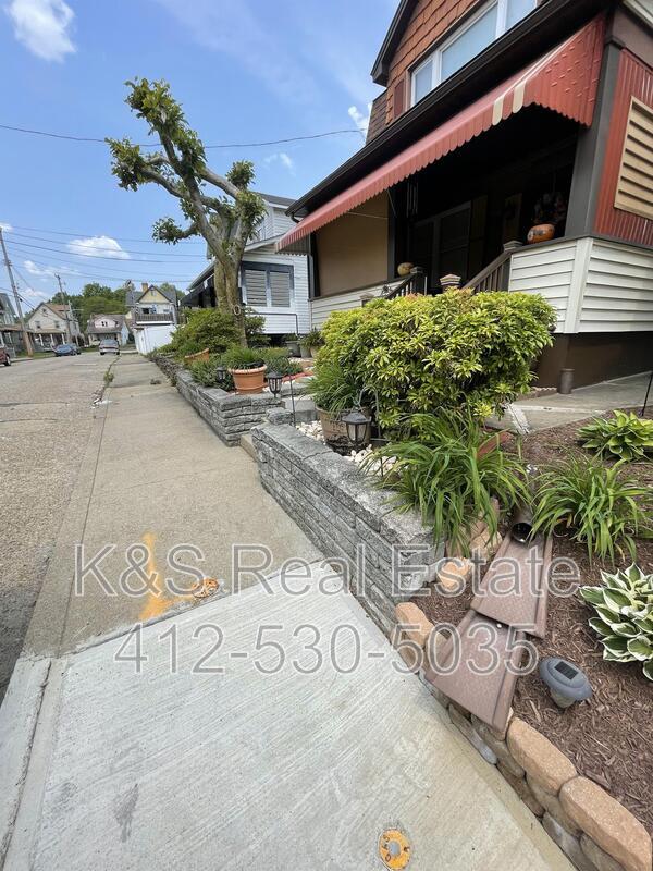 2621 Milburn St in McKeesport, PA - Building Photo - Building Photo