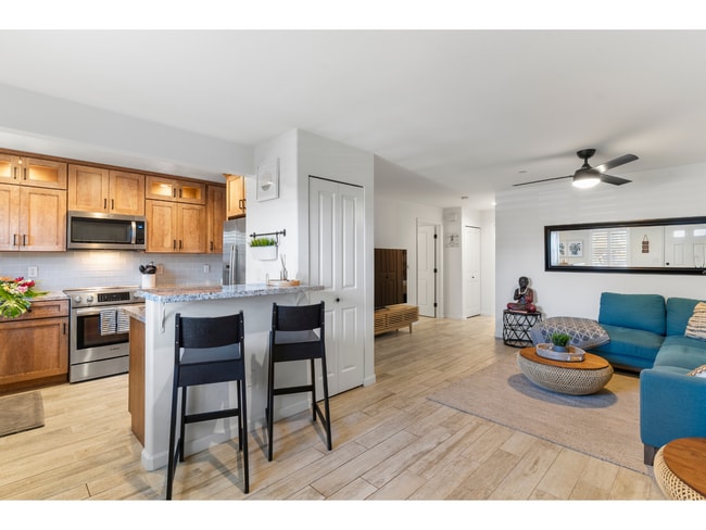 property at 17 Jillian Ln