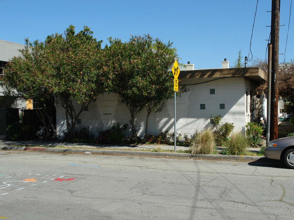 2255-2263 Yale St in Palo Alto, CA - Building Photo