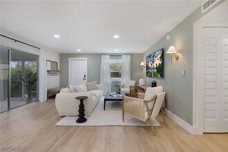1549 Sandpiper St in Naples, FL - Building Photo - Building Photo