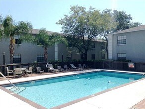 Westshore Flats II in Tampa, FL - Building Photo - Building Photo
