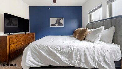 2825 Main St, Unit 927 in Buda, TX - Building Photo - Building Photo