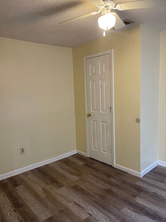1028 Simmons Dr in Americus, GA - Building Photo