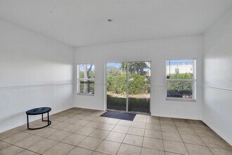 3313 NW 29th Ct in Lauderdale Lakes, FL - Building Photo - Building Photo