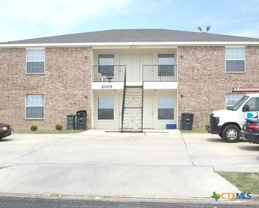 property at 2105 Jennifer Dr