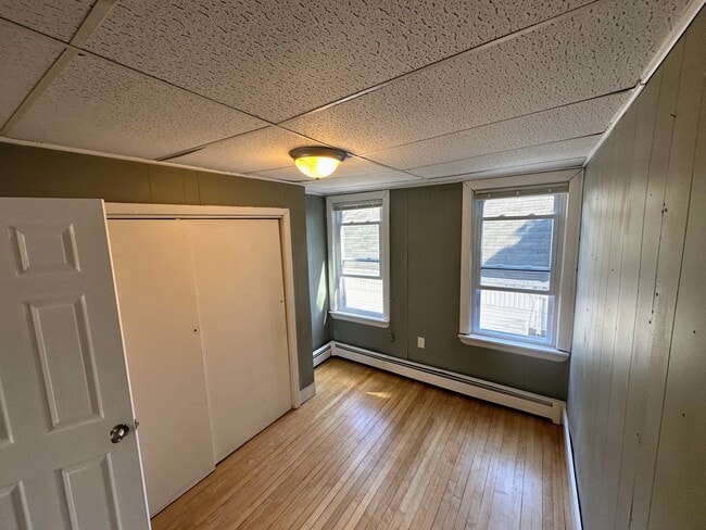 92 Peirce St., Unit 2nd Flr in Middleboro, MA - Building Photo - Building Photo
