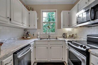 108 Smith St in Charleston, SC - Building Photo - Building Photo