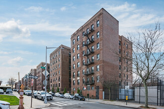 The Thomas Edison in Forest Hills, NY - Building Photo - Primary Photo