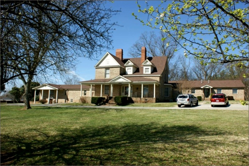 4640 Old Linwood Rd in Linwood, NC - Building Photo