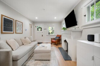 1131 S Elizabeth St in Denver, CO - Foto de edificio - Building Photo