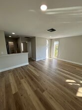 3848 N Lake Dr in Tampa, FL - Building Photo - Building Photo