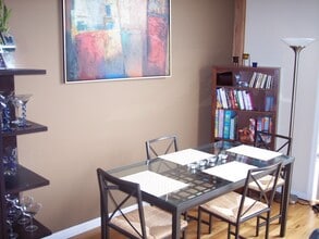 2806 N Oakley Ave, Unit 401 in Chicago, IL - Building Photo - Building Photo