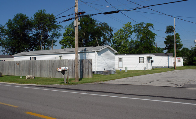 Clinton Mobile Home Resort in Tiffin, OH - Foto de edificio - Building Photo