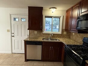 728 Boxwood Dr in Schaumburg, IL - Building Photo - Building Photo