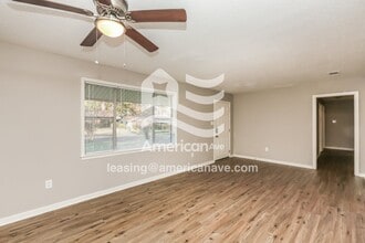 1665 Aurora St in Jackson, MS - Building Photo - Building Photo