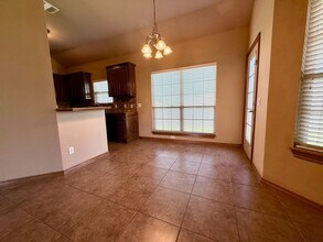 1101 Glen Eagles Ct in Norman, OK - Building Photo - Building Photo