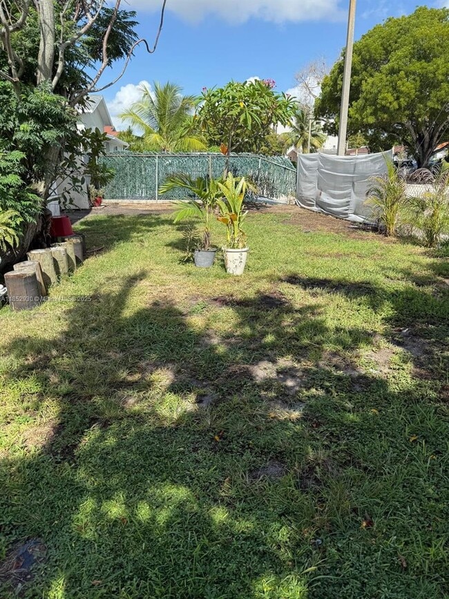 3100 SW 13th St in Miami, FL - Building Photo - Building Photo