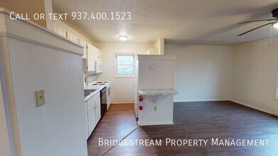 7127 N Springboro Pike, Unit 5 in Dayton, OH - Building Photo - Building Photo