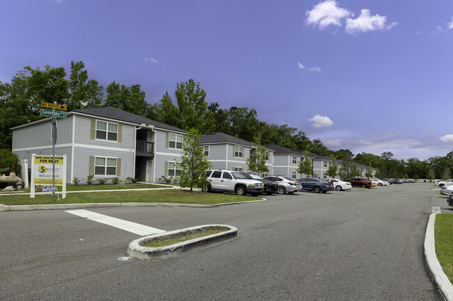 Ryans Pond in Jacksonville, FL - Building Photo - Building Photo