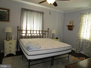 148 E King St in Strasburg, VA - Building Photo - Building Photo