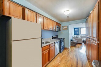 77 River St-Unit -19 in Hoboken, NJ - Foto de edificio - Building Photo
