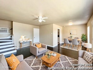 245 Deerwood Dr in San Antonio, TX - Building Photo - Building Photo