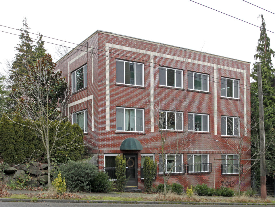 The Madison Apartments in Seattle, WA - Foto de edificio