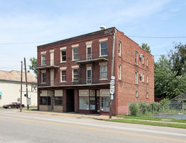 904-908 Putnam Ave Apartments