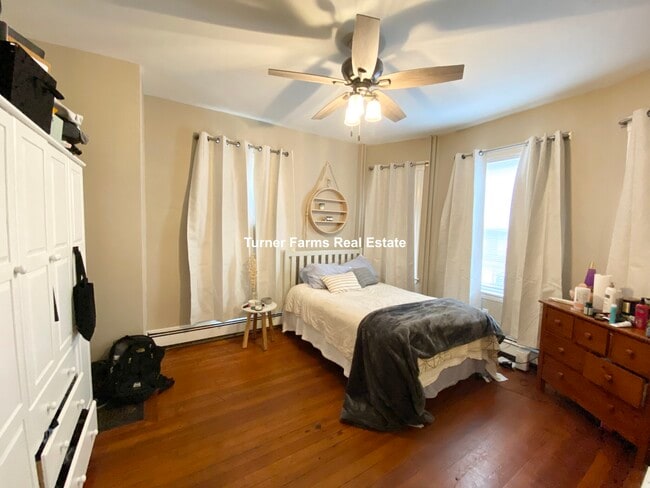 8 Sunset St, Unit 1 in Boston, MA - Building Photo - Building Photo