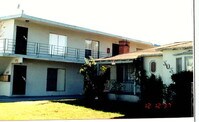 Building Photo - 3032 Indiana Ave Apartments in South Gate, California