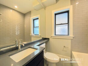 1147 Maple Ave in Evanston, IL - Building Photo - Building Photo