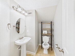 1724 Tornado in Houston, TX - Building Photo - Building Photo