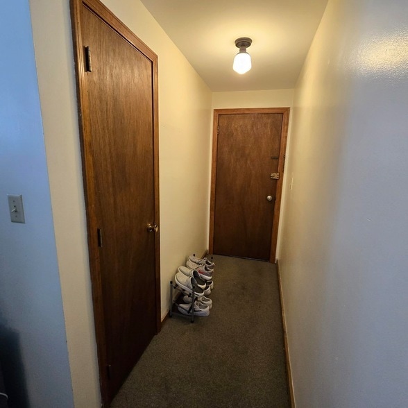 2 Hancock St in Dover, NH - Foto de edificio - Building Photo