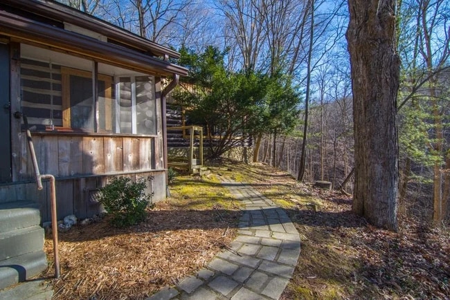 550 N Gettys Creek Rd in Bloomington, IN - Building Photo - Building Photo