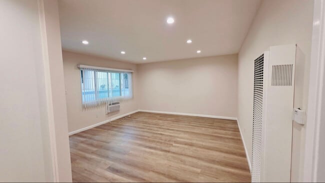 138 N Belmont St in Glendale, CA - Building Photo - Building Photo