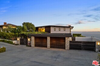 45 Oceanaire Dr in Rancho Palos Verdes, CA - Building Photo - Building Photo