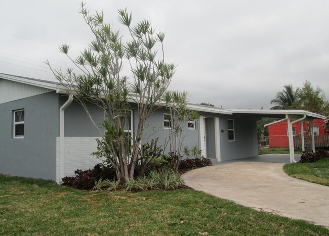 property at 2457 Pinecrest Ct