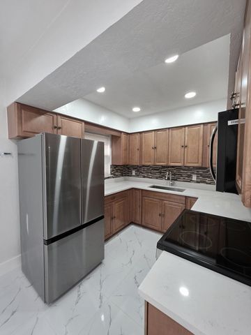4778 Carver St in Greenacres, FL - Building Photo - Building Photo