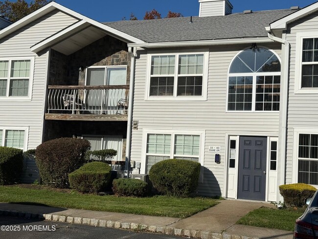 property at 40 Diane Dr