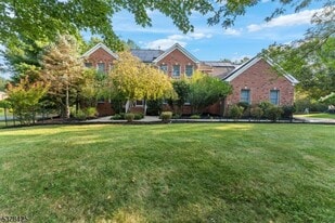 300 Berkley Ave in Montgomery, NJ - Building Photo