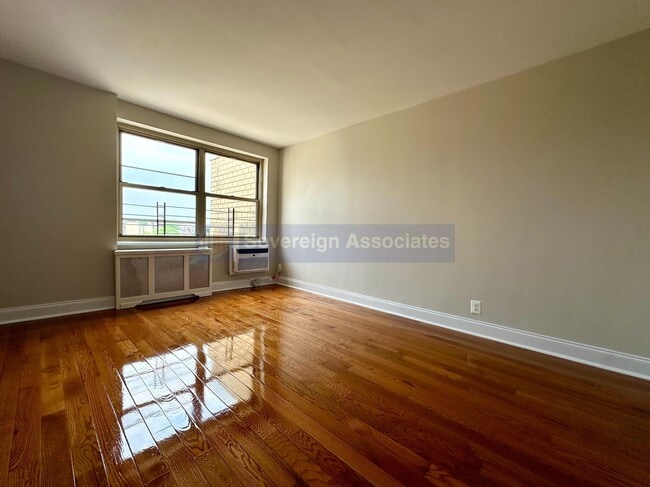 111 North Third Ave