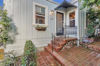 1340 Leavenworth St in San Francisco, CA - Building Photo - Building Photo