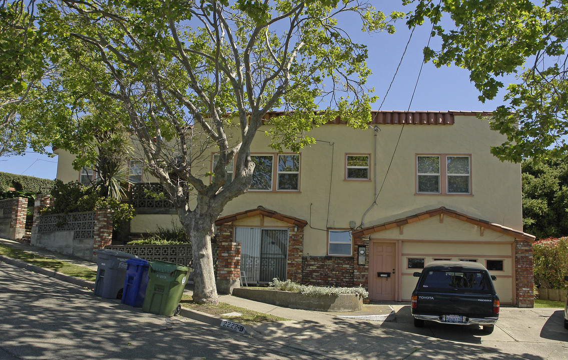 2222 Mono Ave in El Cerrito, CA - Building Photo