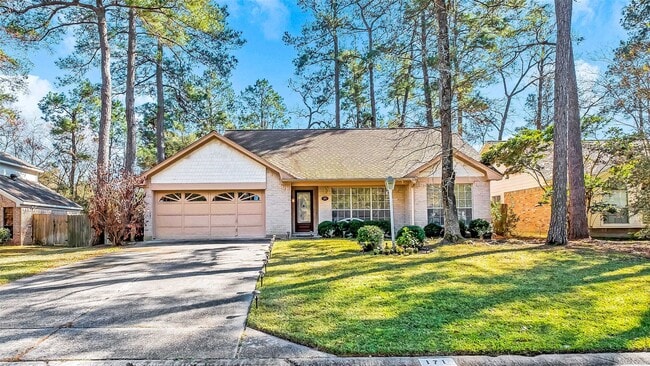 property at 171 E Pathfinders Cir