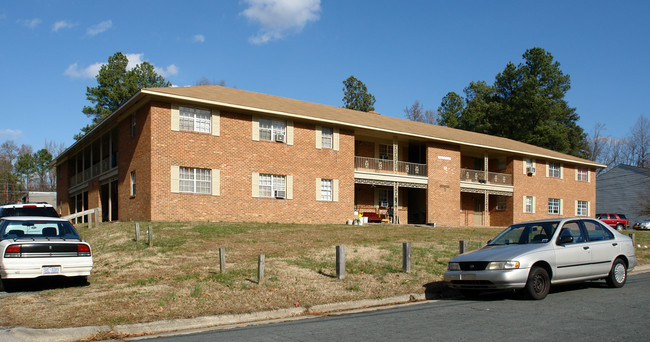 102 W Channing Ave in Durham, NC - Building Photo - Building Photo