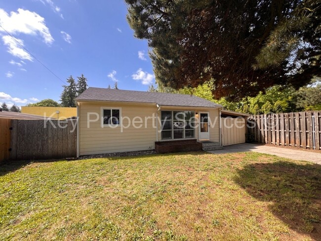property at 2305 E 25th St