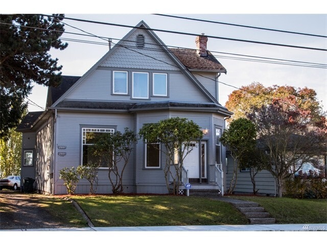 2809 Eldridge Avenue in Bellingham, WA - Building Photo - Building Photo