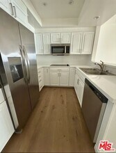 18071 Coastline Dr in Malibu, CA - Building Photo - Building Photo